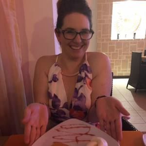 Meet your Posher, Alicia